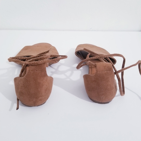 Universal thread  sandals - Picture 3 of 6